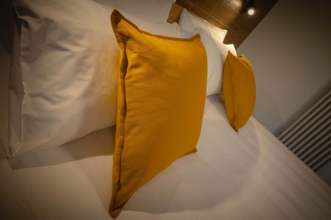 San Martin Holidays Home - Stay, Work & Fun Pont-Saint-Martin Exteriér fotografie