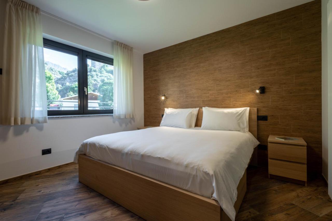 San Martin Holidays Home - Stay, Work & Fun Pont-Saint-Martin Exteriér fotografie